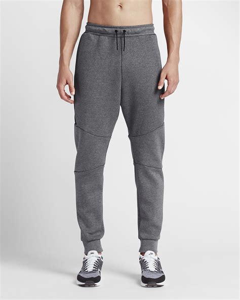 nike fleece joggers